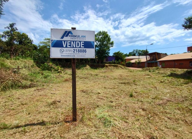 Terreno sobre Calle Paraguay