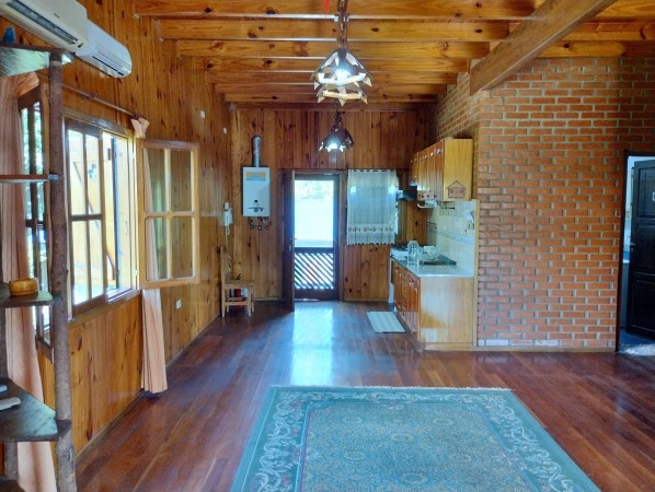 ¡Hermosa casa en venta! 2 Plantas + 3 Habitaciones + 2 Baños + Quincho + Piscina