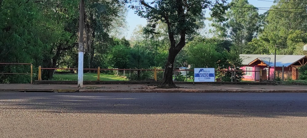 ¡Excelente terreno de 2350m2 sobre Av. San Martín Km 10!