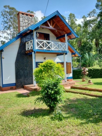 ¡Hermosa casa en venta! 2 Plantas + 3 Habitaciones + 2 Baños + Quincho + Piscina